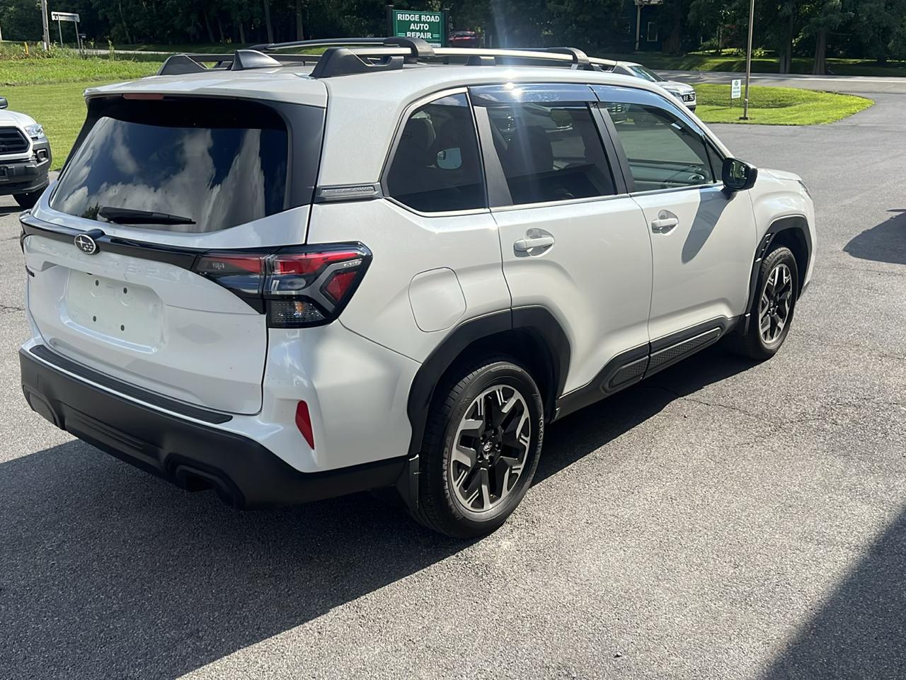 Subaru Forester Premium AWD 2025