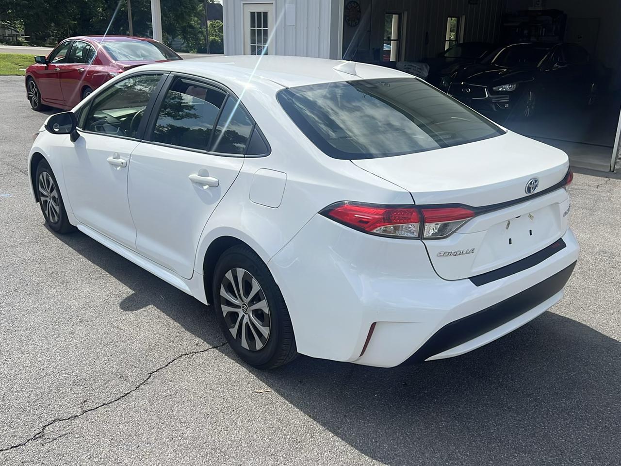 Toyota Corolla Hybrid LE CVT (Natl) 2022