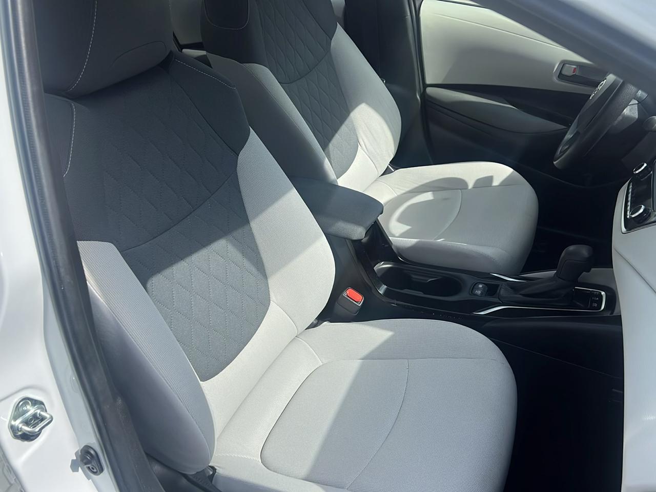Toyota Corolla Hybrid LE CVT (Natl) 2022