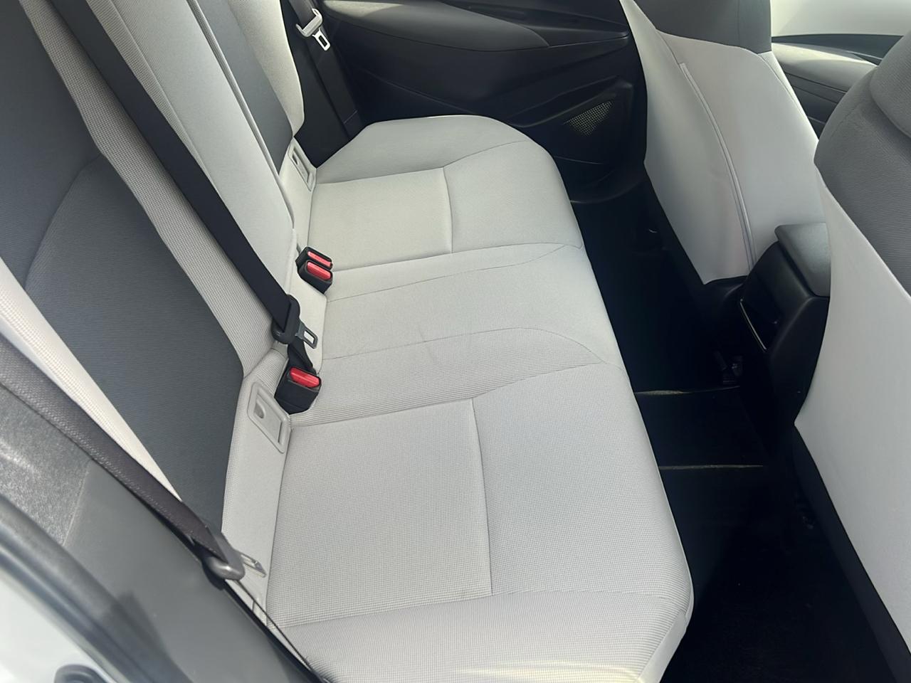 Toyota Corolla Hybrid LE CVT (Natl) 2022