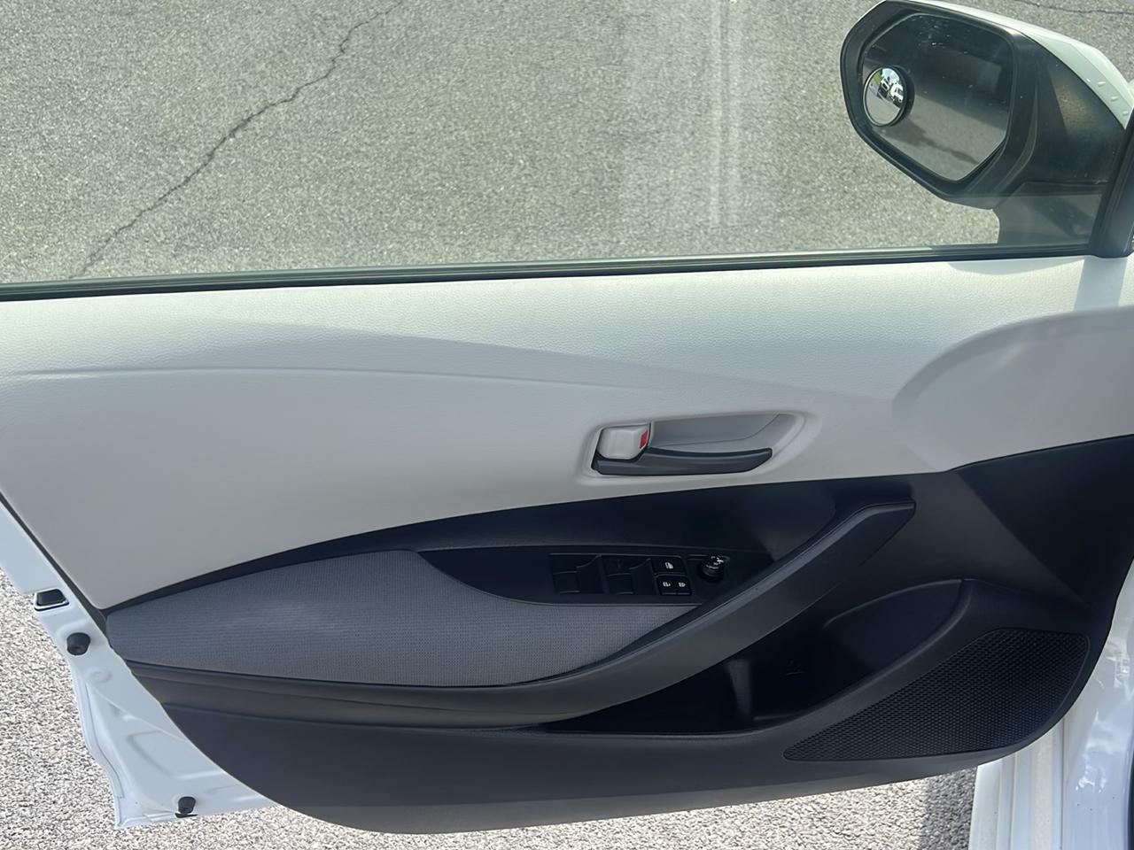 Toyota Corolla Hybrid LE CVT (Natl) 2022