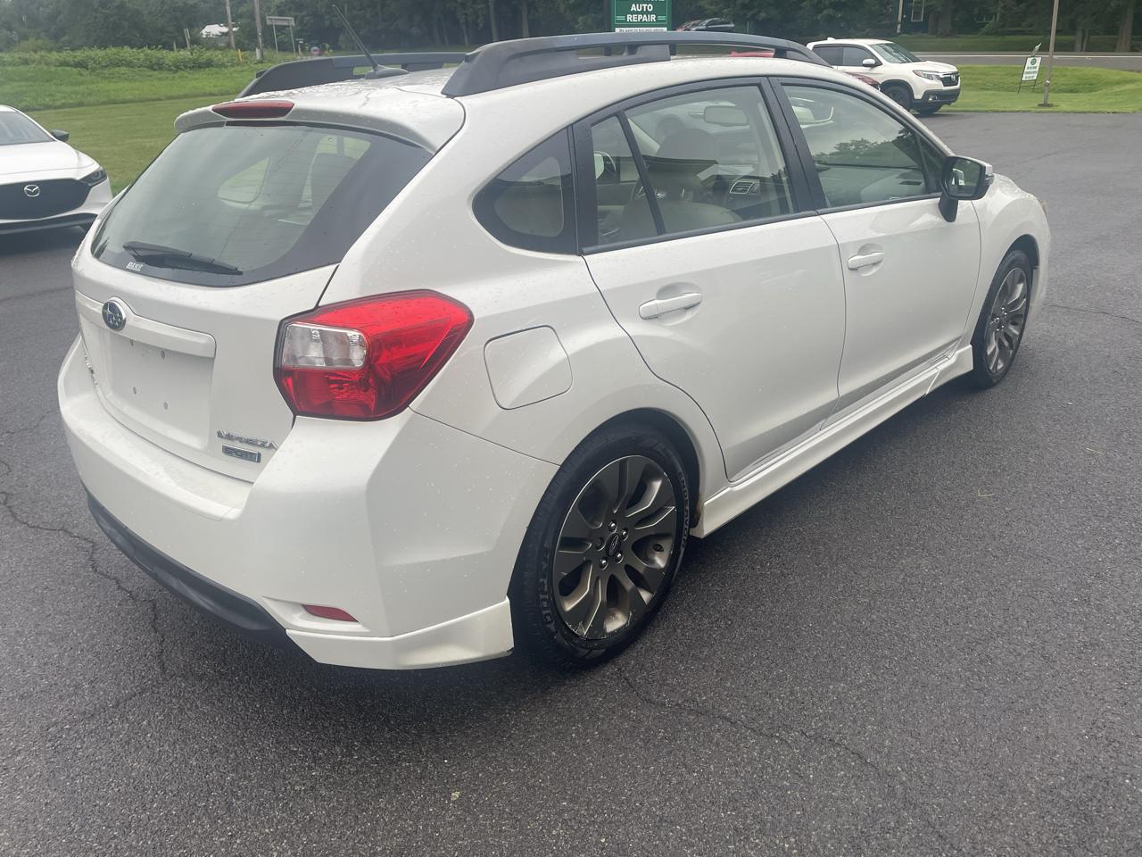 Subaru Impreza Wagon 5dr CVT 2.0i Sport Limited 2015