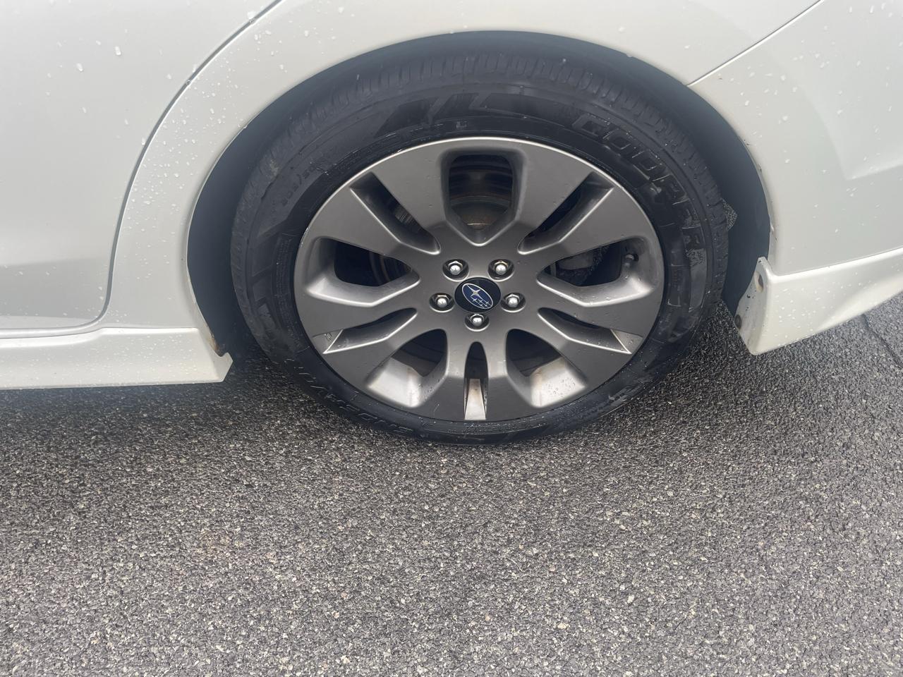 Subaru Impreza Wagon 5dr CVT 2.0i Sport Limited 2015
