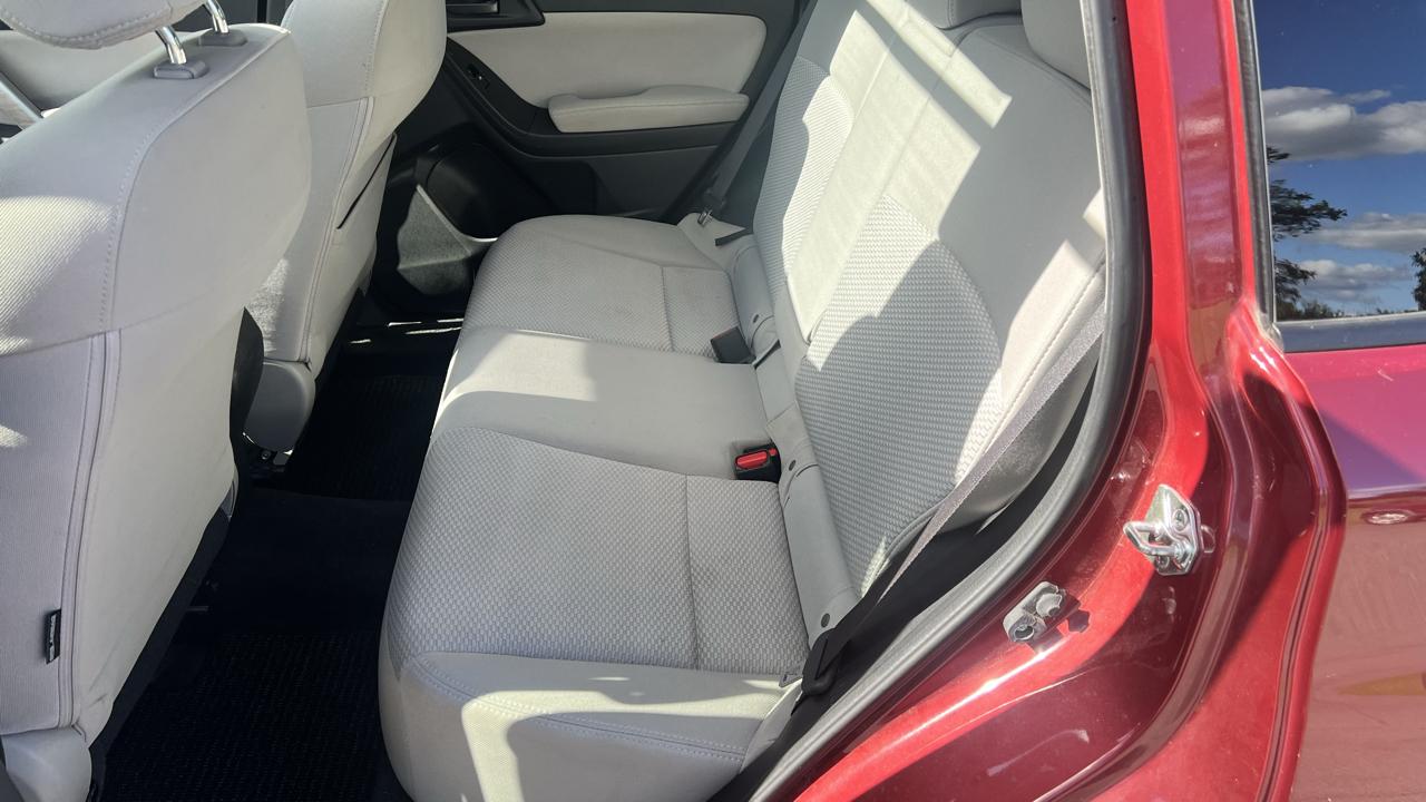 Subaru Forester 4dr CVT 2.5i Premium PZEV 2015