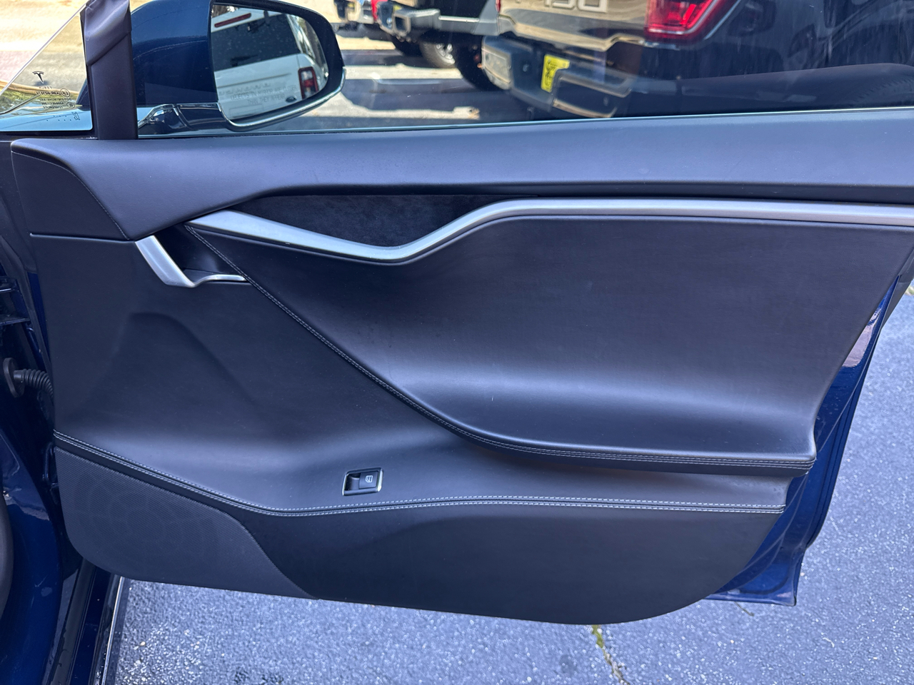 2018 Tesla Model S 75D AWD photo 5