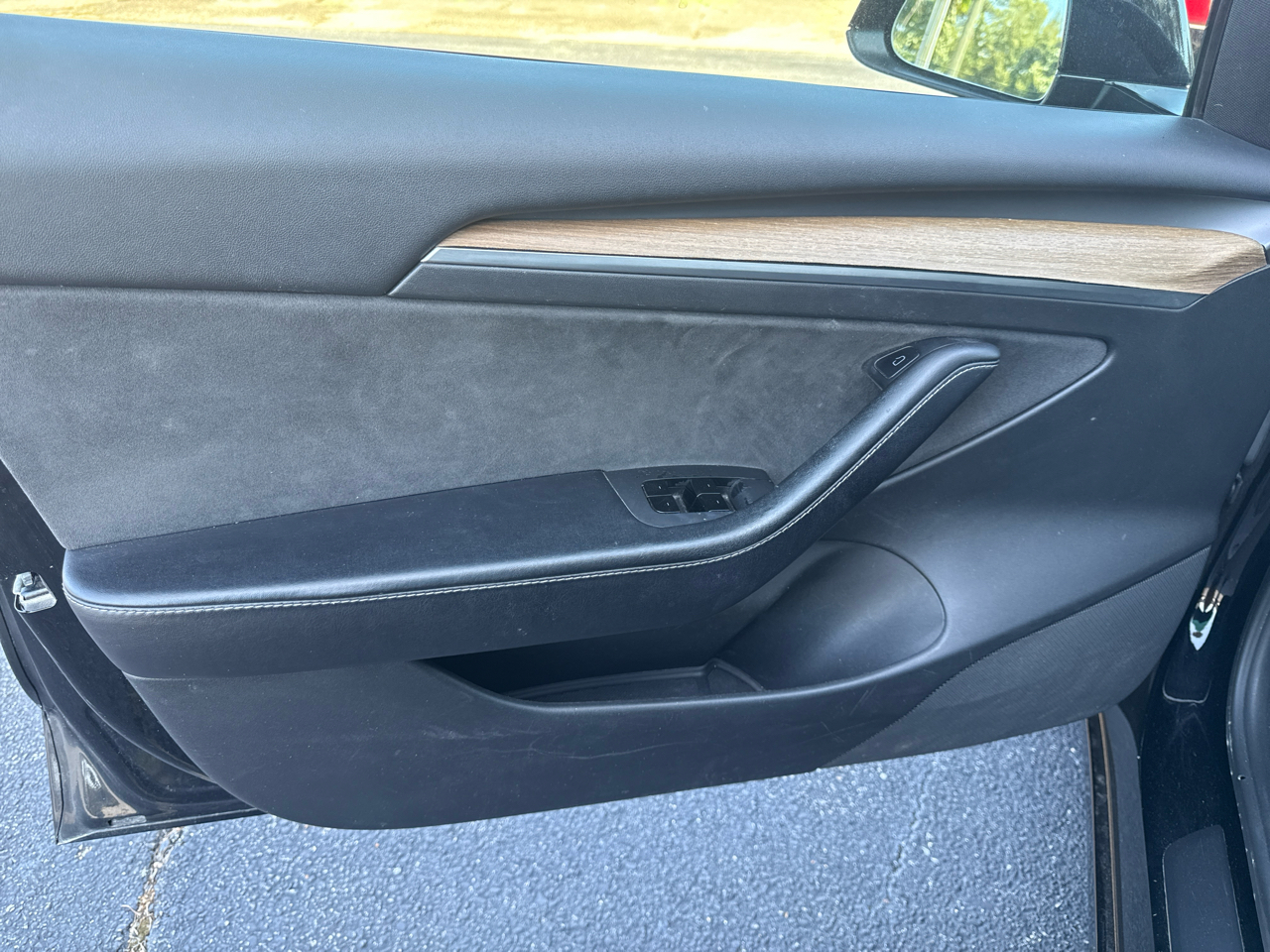 2022 Tesla Model 3 Standard Range Plus photo 10