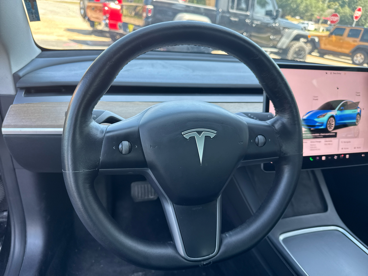 2022 Tesla Model 3 Standard Range Plus photo 11