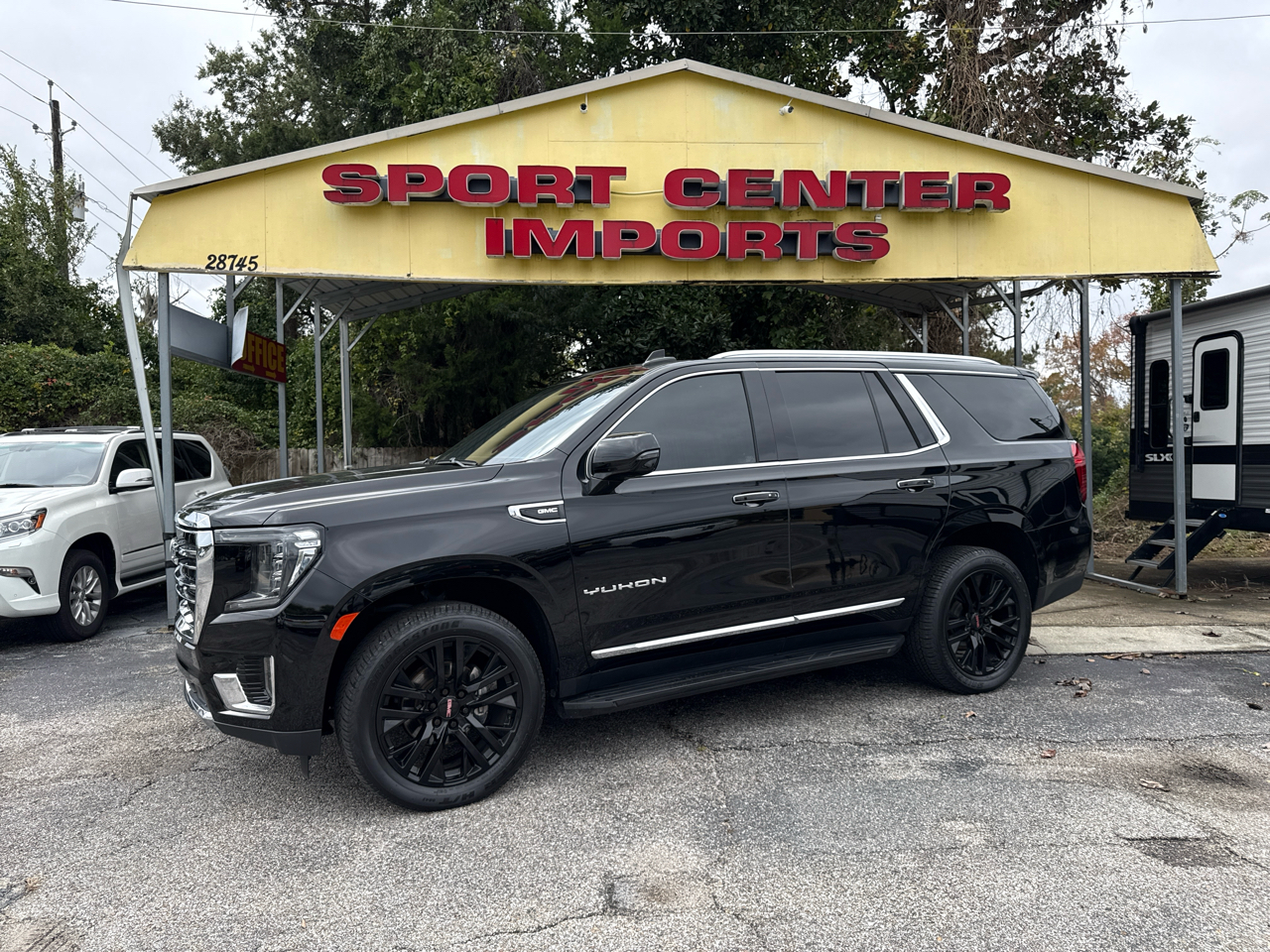 2021 GMC Yukon SLT's photo