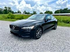 2022 Volvo S60  2022 Volvo S60