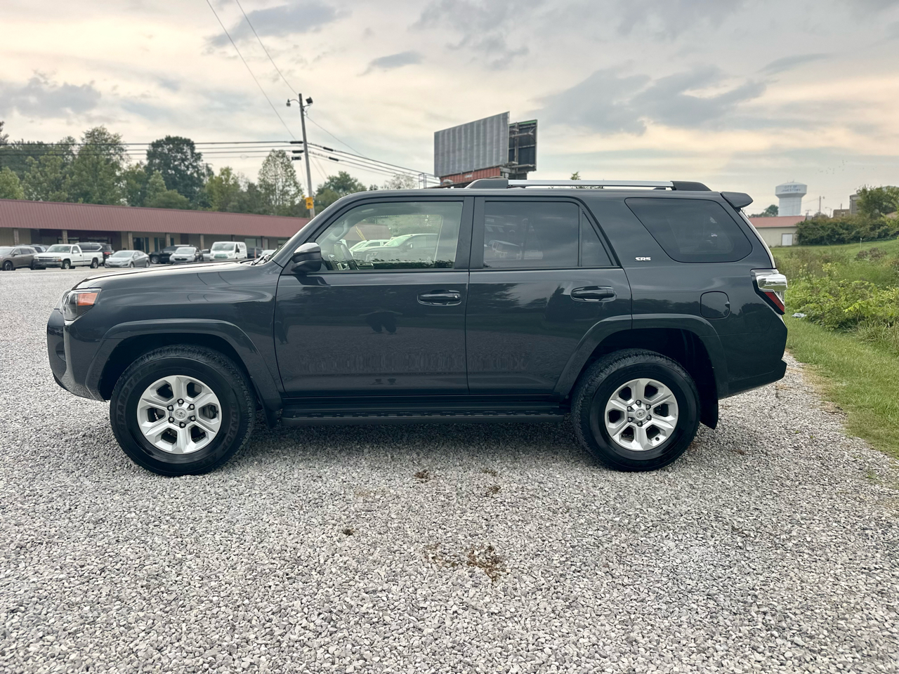 Toyota 4Runner SR5 4WD 2024 Toyota 4Runner SR5 4WD 2024