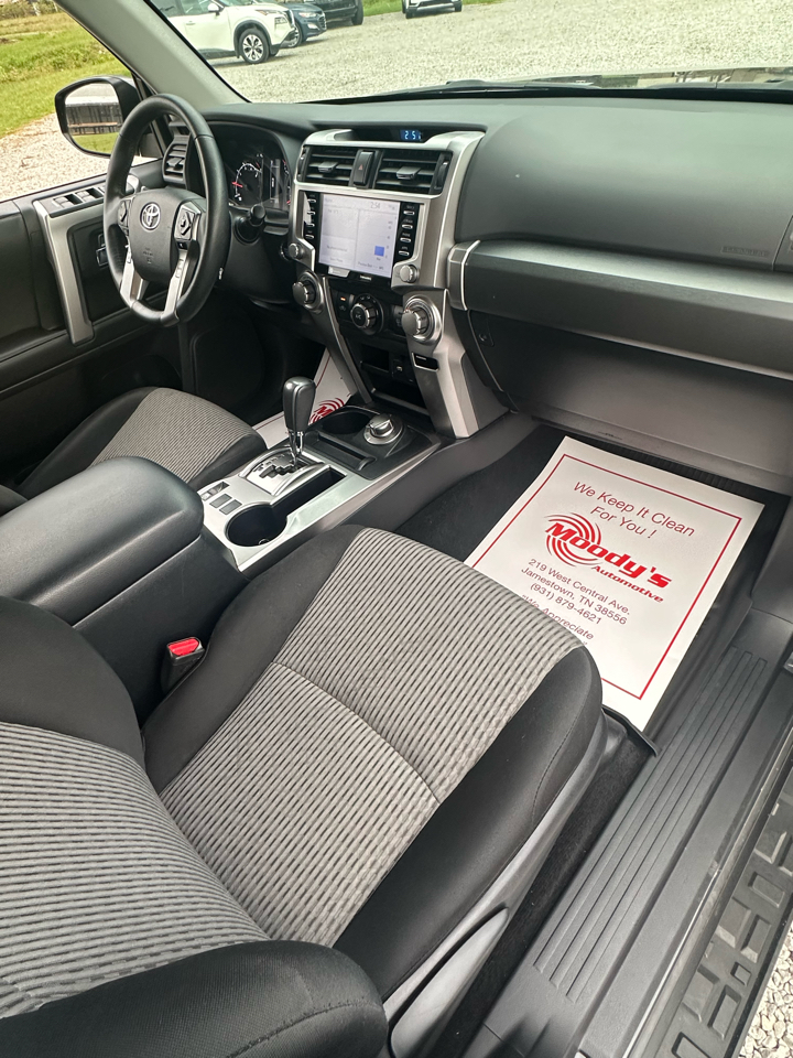 Toyota 4Runner SR5 4WD 2024 Toyota 4Runner SR5 4WD 2024