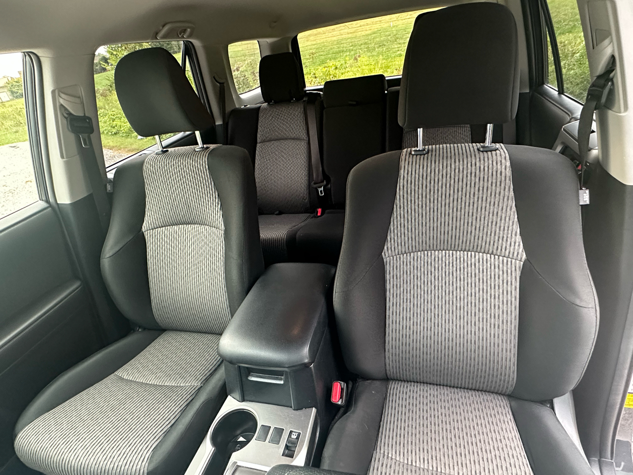 Toyota 4Runner SR5 4WD 2024 Toyota 4Runner SR5 4WD 2024