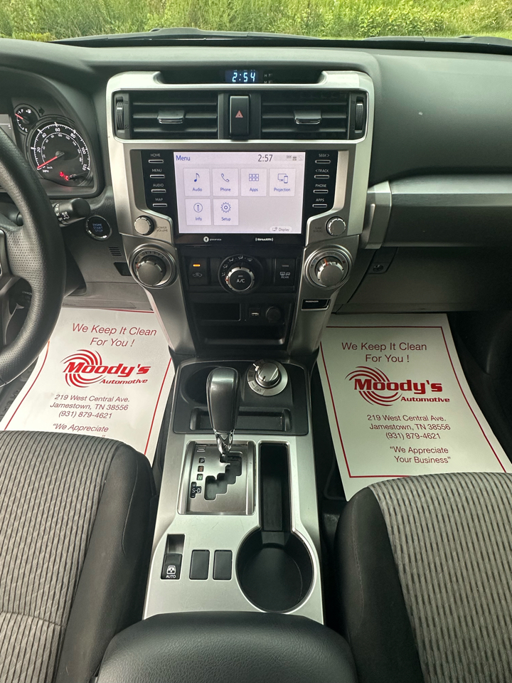 Toyota 4Runner SR5 4WD 2024 Toyota 4Runner SR5 4WD 2024