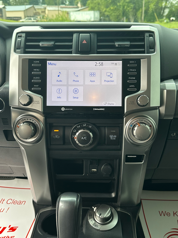 Toyota 4Runner SR5 4WD 2024 Toyota 4Runner SR5 4WD 2024