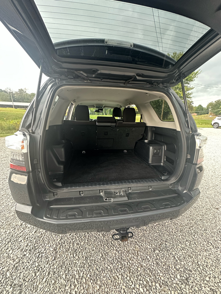 Toyota 4Runner SR5 4WD 2024 Toyota 4Runner SR5 4WD 2024