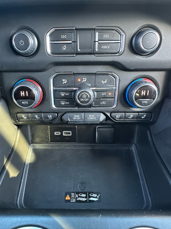 Chevrolet Suburban Premier 4WD 2023