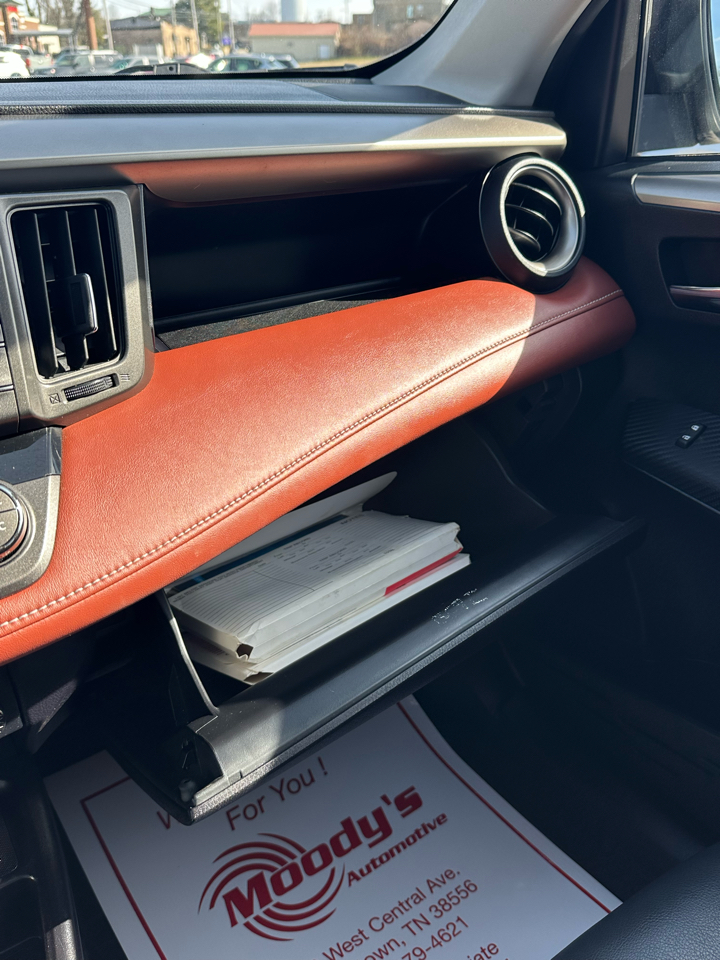 Toyota RAV4 Limited AWD 2015