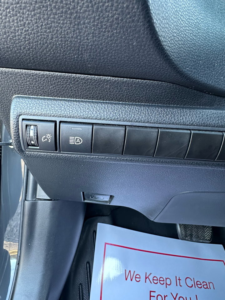 Toyota Corolla LE 2023