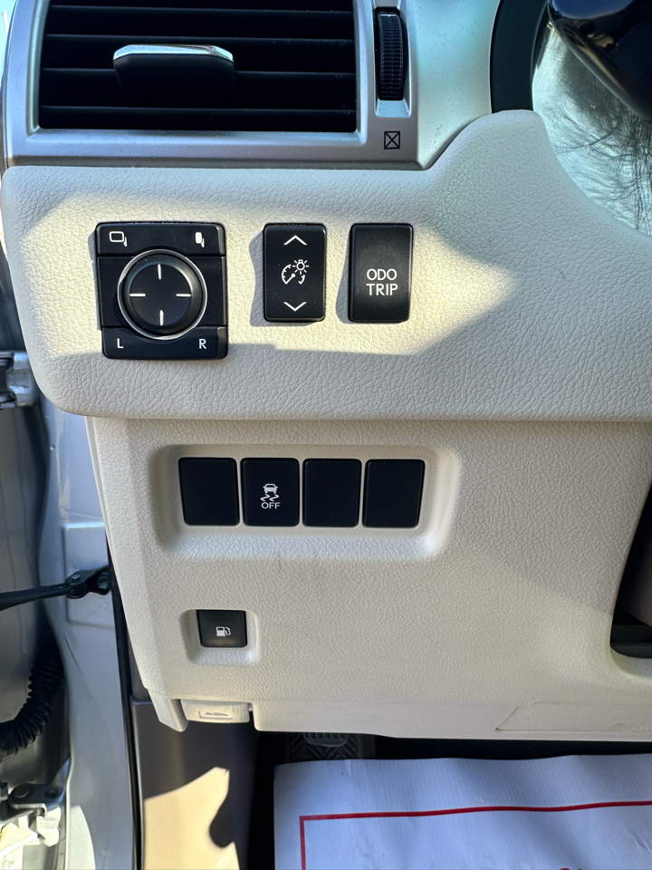 Lexus GX 460 Sport Utility 2010