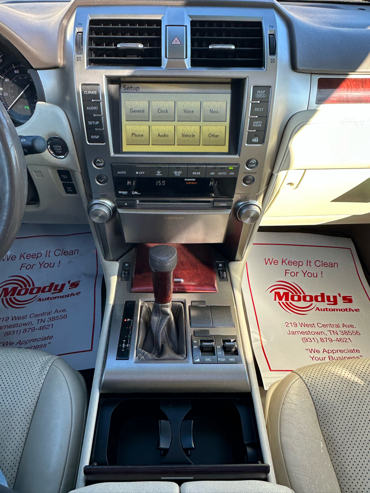 Lexus GX 460 Sport Utility 2010