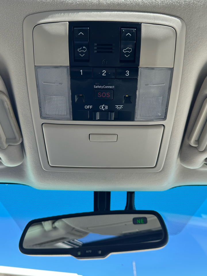 Lexus GX 460 Sport Utility 2010