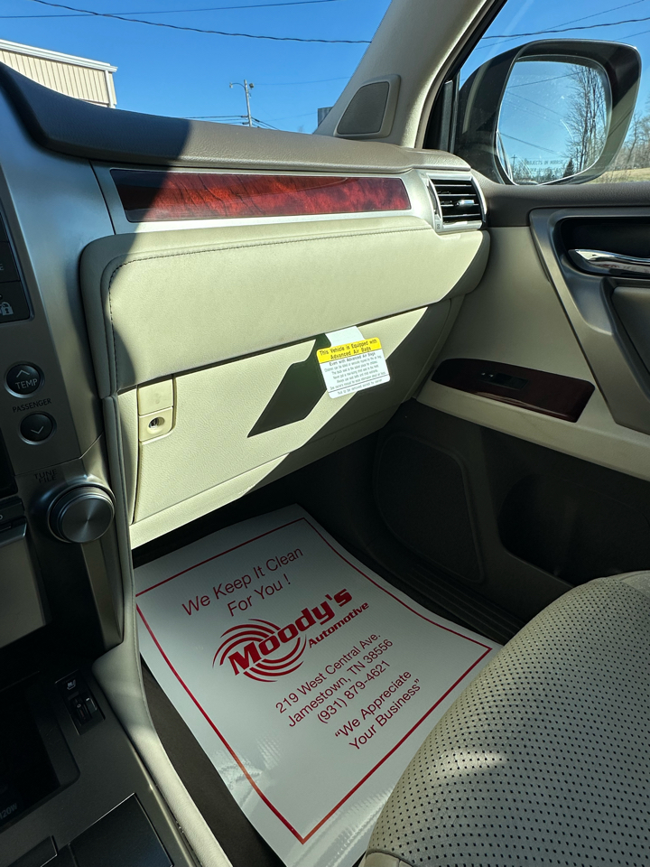 Lexus GX 460 Sport Utility 2010