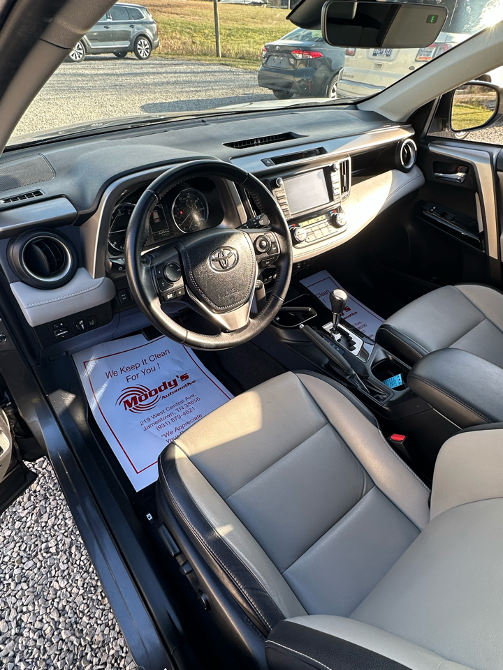 Toyota RAV4 Limited AWD 2016