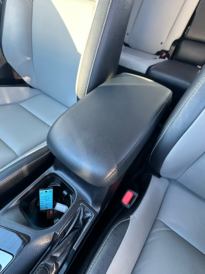 Toyota RAV4 Limited AWD 2016