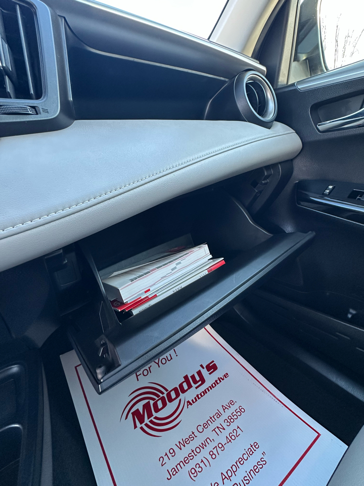 Toyota RAV4 Limited AWD 2016