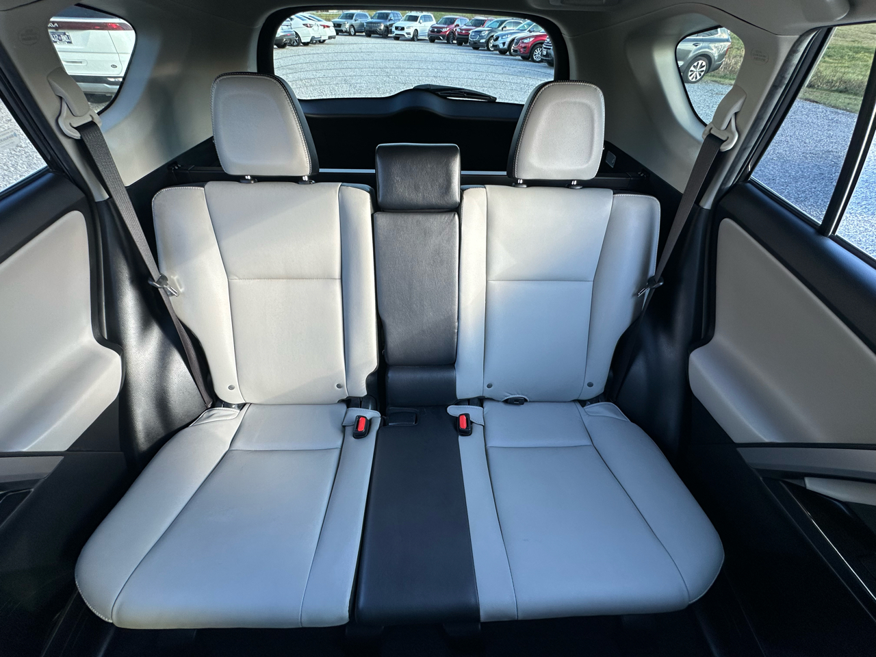 Toyota RAV4 Limited AWD 2016