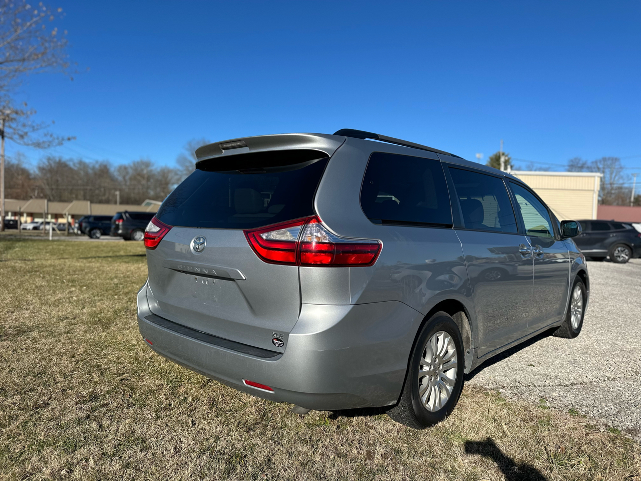 Toyota Sienna XLE FWD 8-Passenger V6 2015