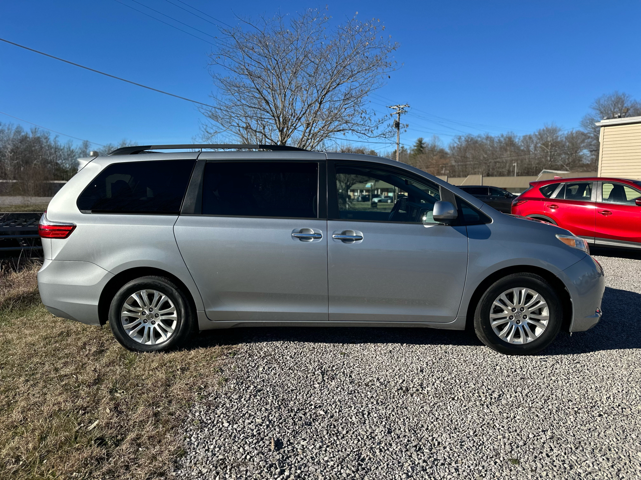 Toyota Sienna XLE FWD 8-Passenger V6 2015