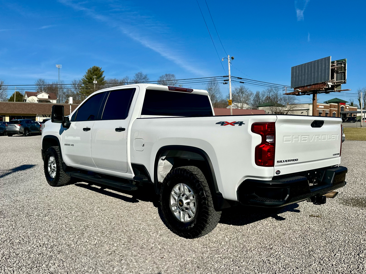 Chevrolet Silverado 2500HD Custom Crew Cab Long Box 4WD 2023