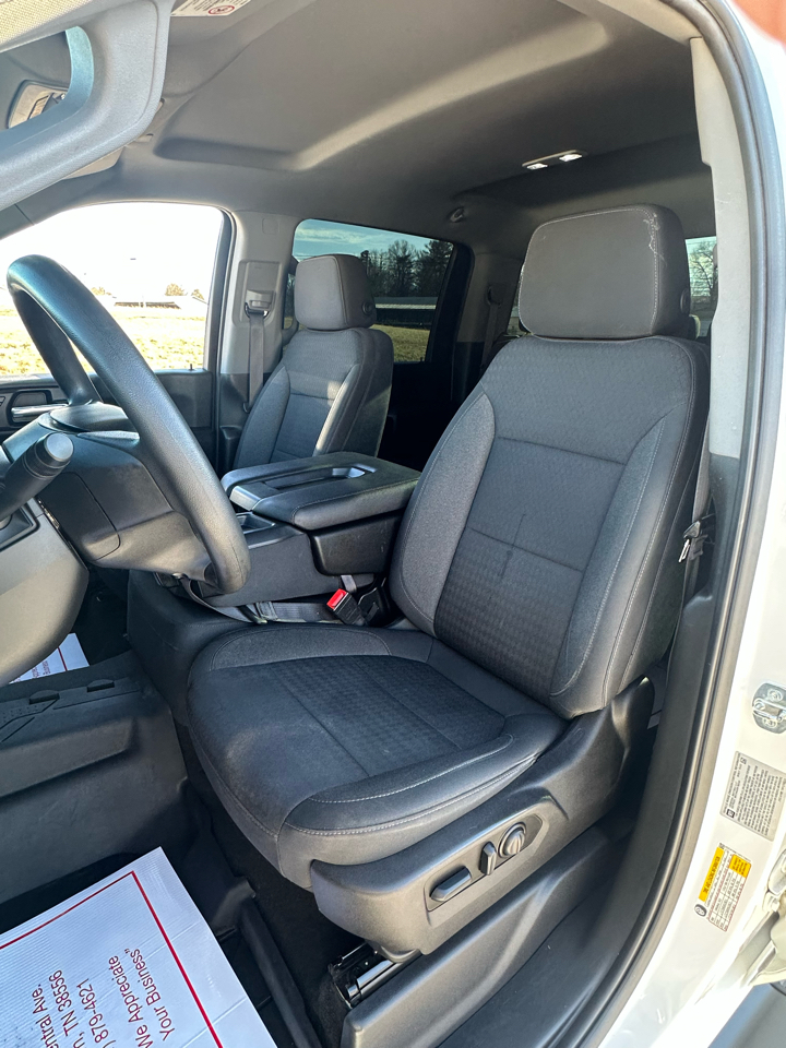 Chevrolet Silverado 2500HD Custom Crew Cab Long Box 4WD 2023