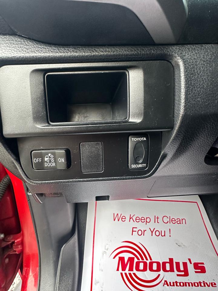 Toyota Tacoma SR5 Double Cab Long Bed V6 6AT 4WD 2016