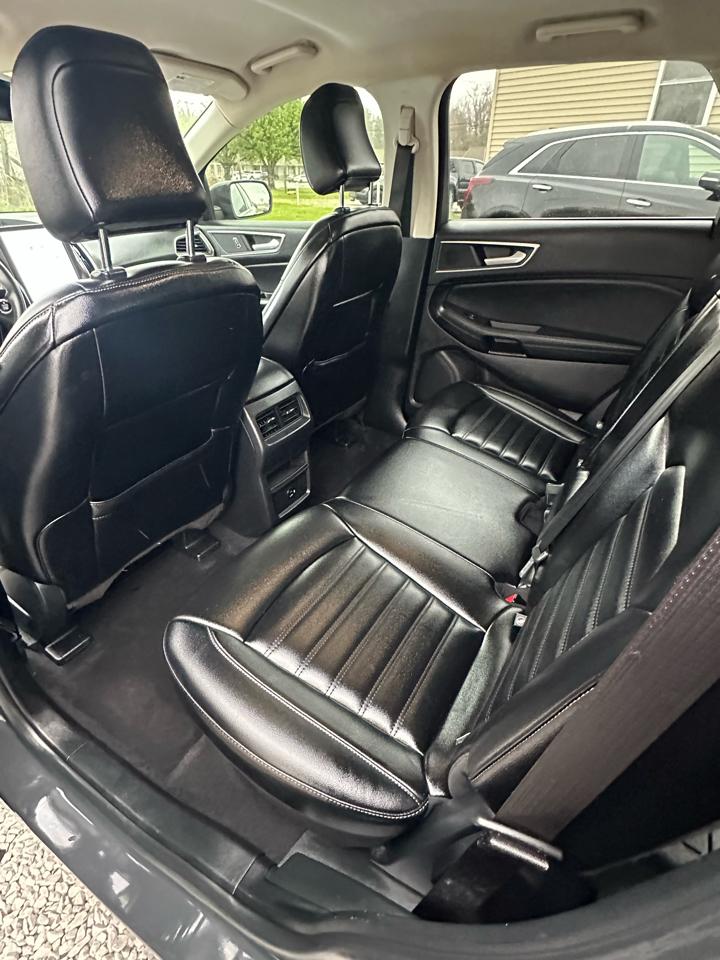 Ford Edge SEL FWD 2021