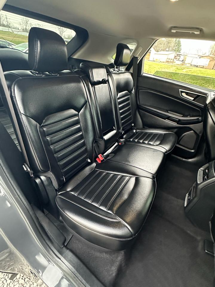 Ford Edge SEL FWD 2021