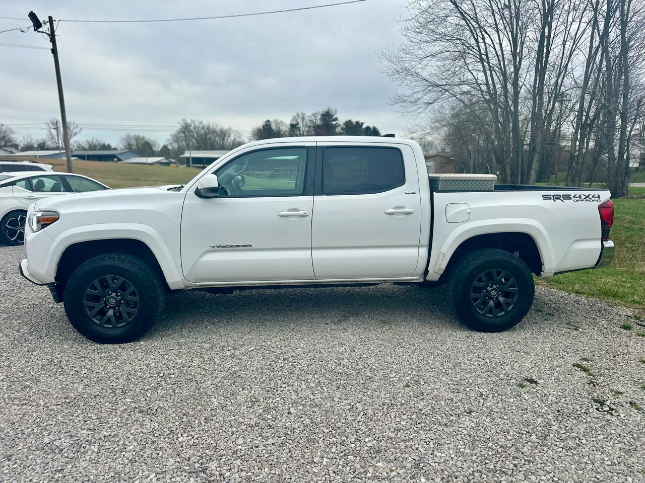 Toyota Tacoma SR5 Double Cab Long Bed V6 6AT 4WD 2020