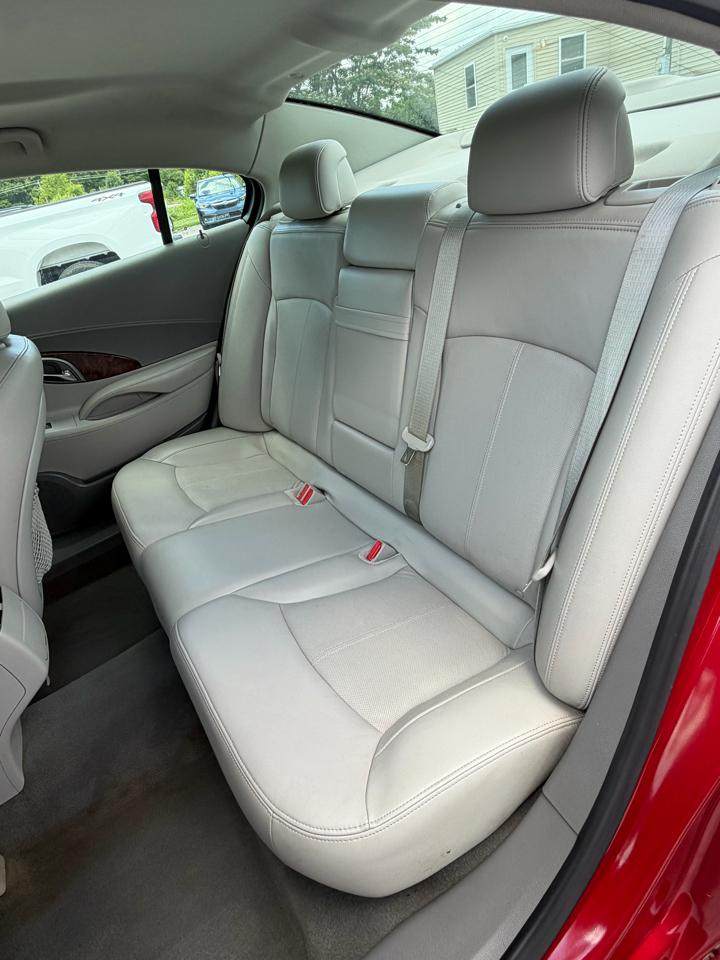 Buick LaCrosse Premium Package 2, w/Leather 2012