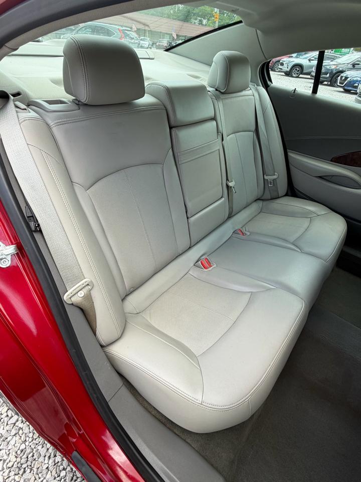 Buick LaCrosse Premium Package 2, w/Leather 2012