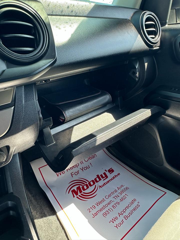 Toyota Tacoma SR5 Access Cab V6 6AT 4WD 2019