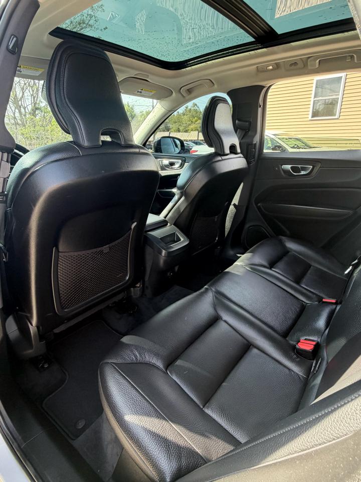 Volvo XC60 B5 Plus Dark AWD 2023