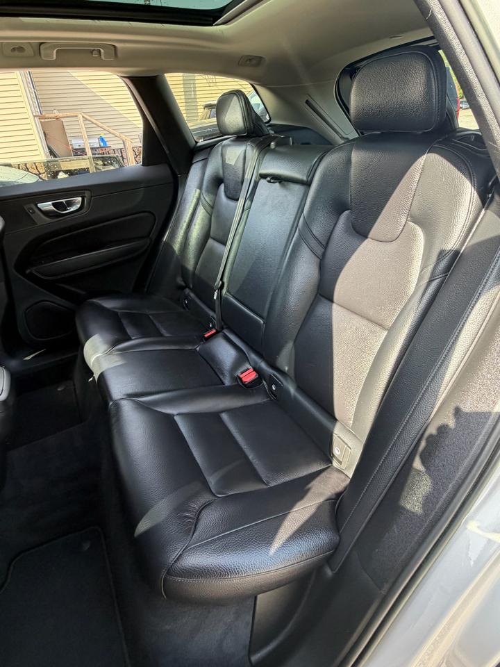 Volvo XC60 B5 Plus Dark AWD 2023