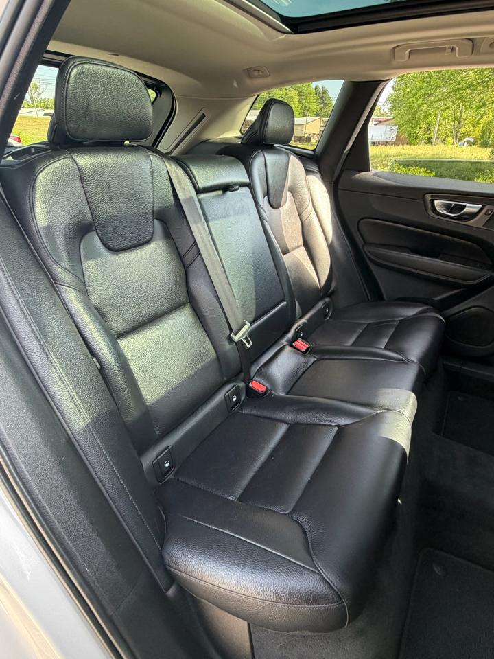 Volvo XC60 B5 Plus Dark AWD 2023