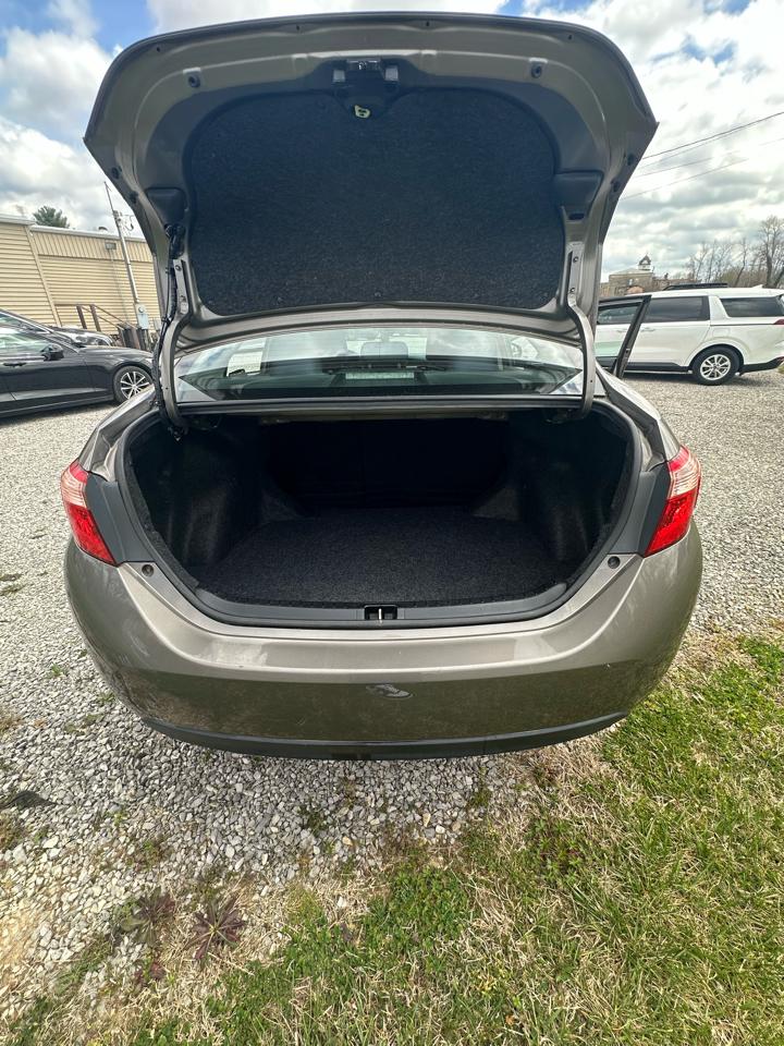 Toyota Corolla LE 2018