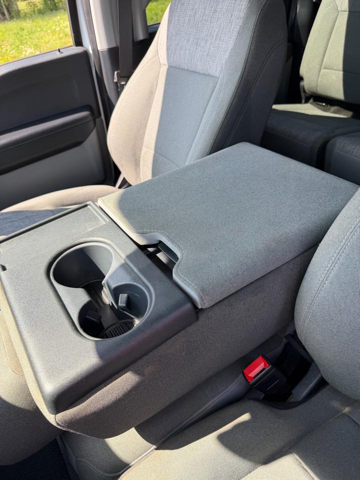 Ford F-250 SD Platinum Crew Cab 4WD 2023