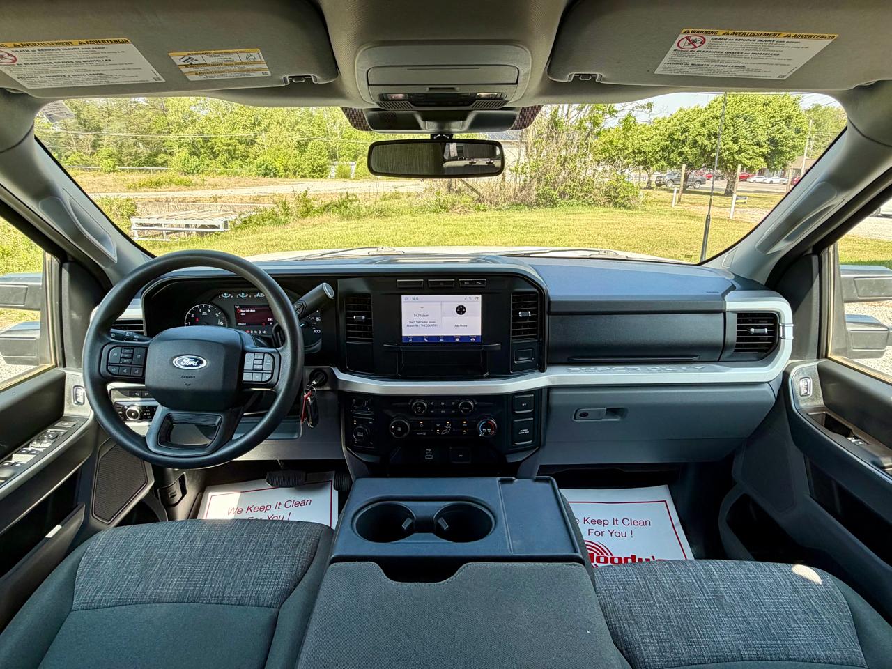 Ford F-250 SD Platinum Crew Cab 4WD 2023