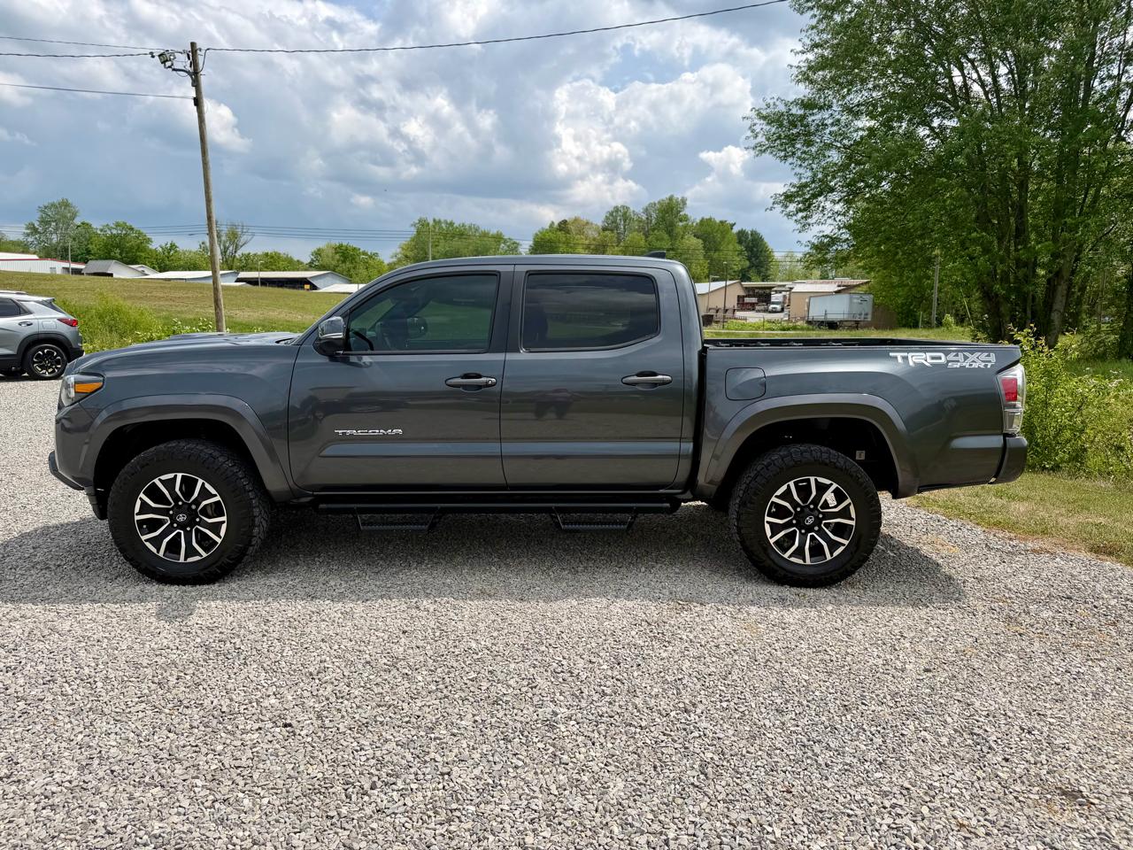 Toyota Tacoma SR5 Double Cab Long Bed V6 6AT 4WD 2022