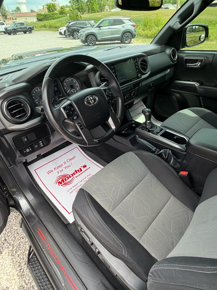 Toyota Tacoma SR5 Double Cab Long Bed V6 6AT 4WD 2022