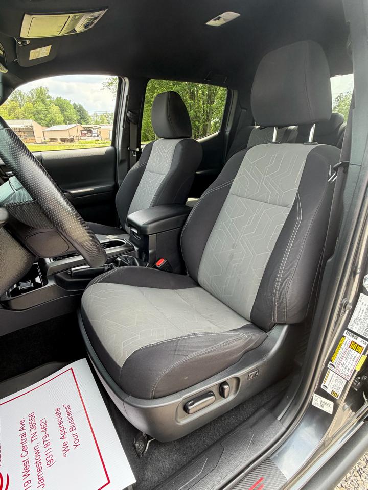 Toyota Tacoma SR5 Double Cab Long Bed V6 6AT 4WD 2022